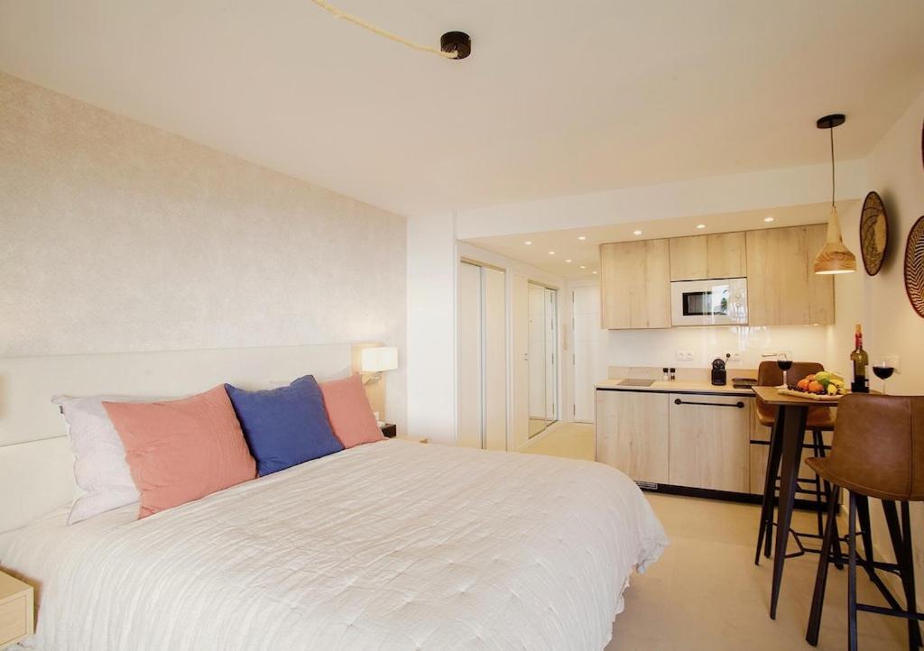 Top Studio On Marbella Boulevard מראה חיצוני תמונה